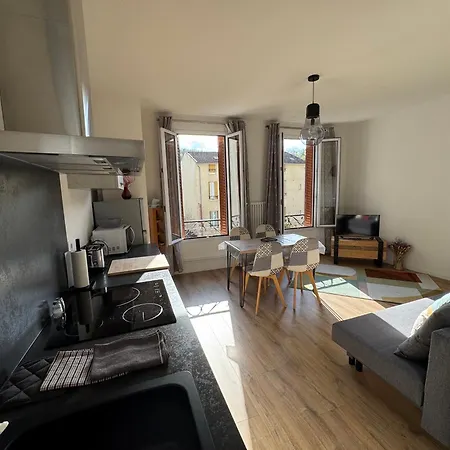 Le Madargue Idealement Place Апартаменты *